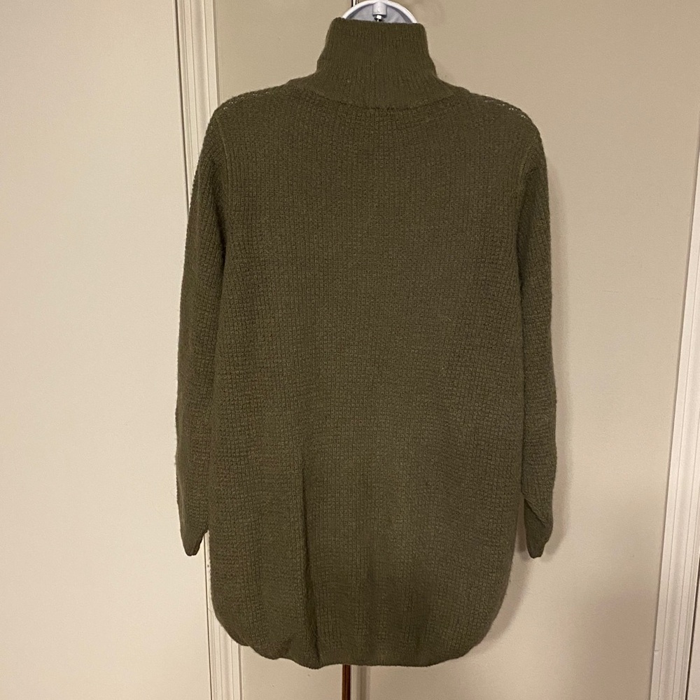 American Vintage Turtleneck - Picture 7 of 9